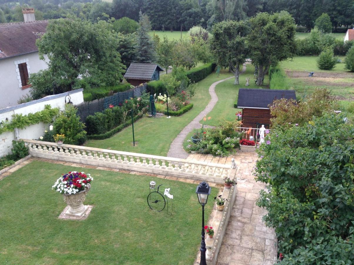 Les Charmes Bed & Breakfast วาล็องเซ ภายนอก รูปภาพ
